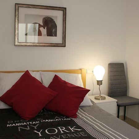 Апартаменты Palacio Del Mar, Beach, Sea View, Pool Торевьиа Экстерьер фото