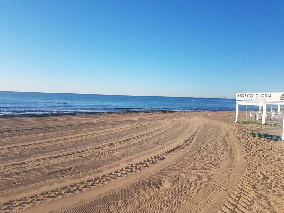 Апартаменты Palacio Del Mar, Beach, Sea View, Pool Торевьиа Экстерьер фото