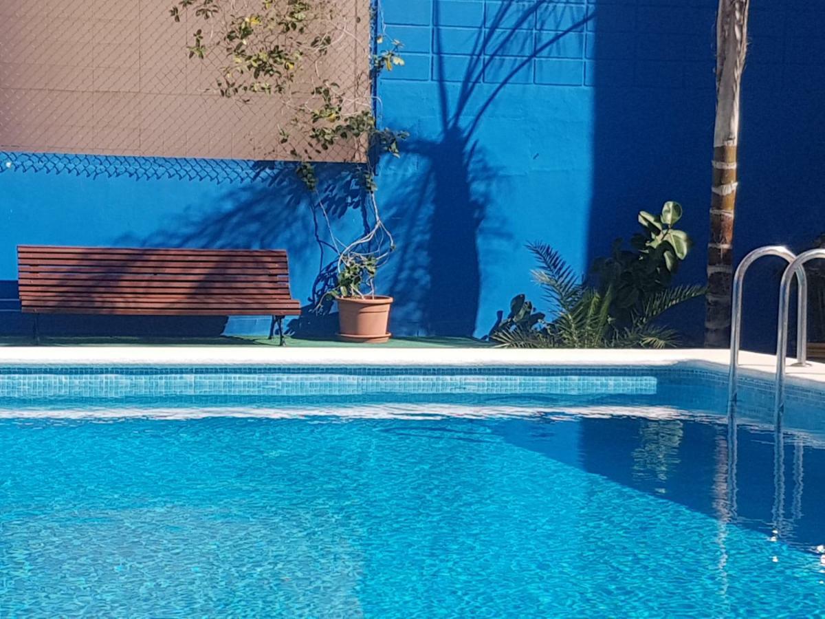 Апартаменты Palacio Del Mar, Beach, Sea View, Pool Торевьиа Экстерьер фото