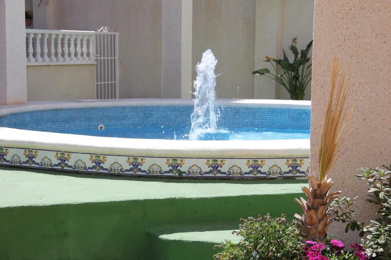 Апартаменты Palacio Del Mar, Beach, Sea View, Pool Торевьиа Экстерьер фото